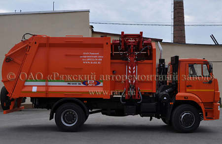 Продажа мусоровоза с боковой загрузкой МК-4455-06 в Армавире